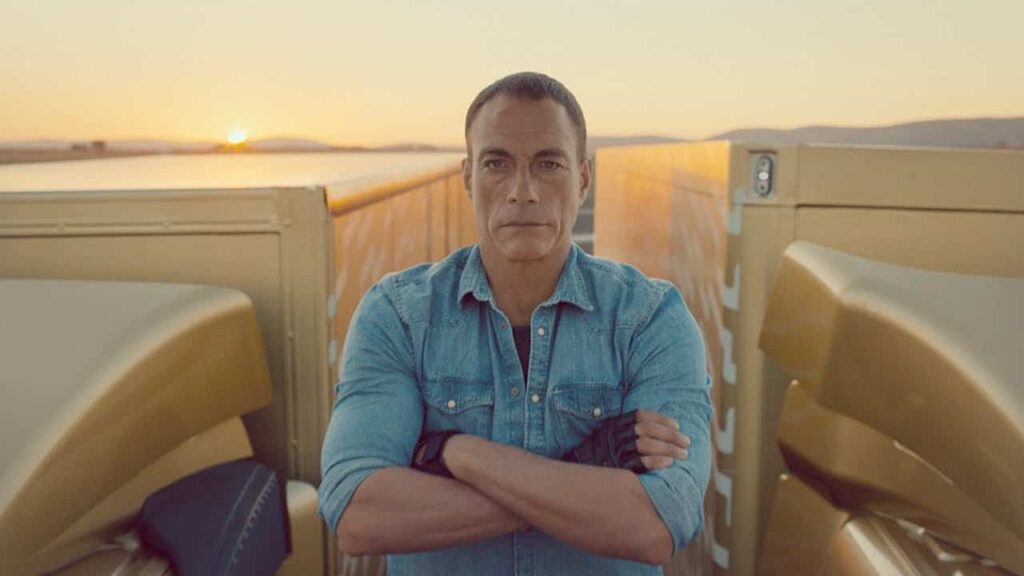Volvo-Trucks-The-Epic-Split-feat.-Van-Damme-Live-Test